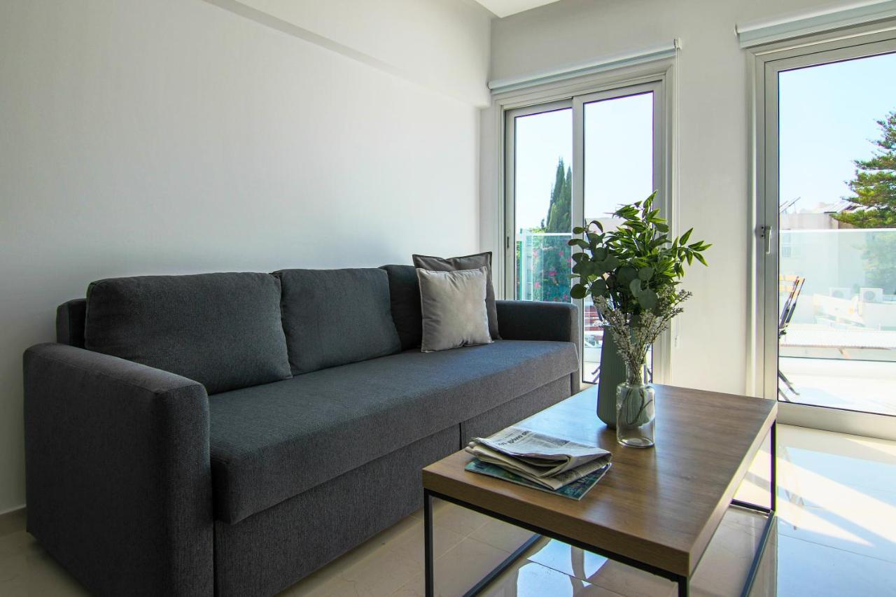 Phaedrus Living: Seaside Luxury Flat Lighthouse 65 Apartment Paphos Exterior photo