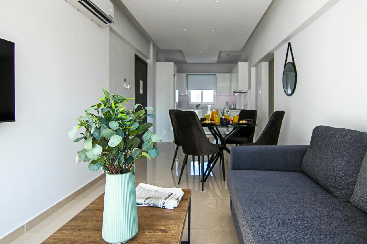 Phaedrus Living: Seaside Luxury Flat Lighthouse 65 Apartment Paphos Exterior photo